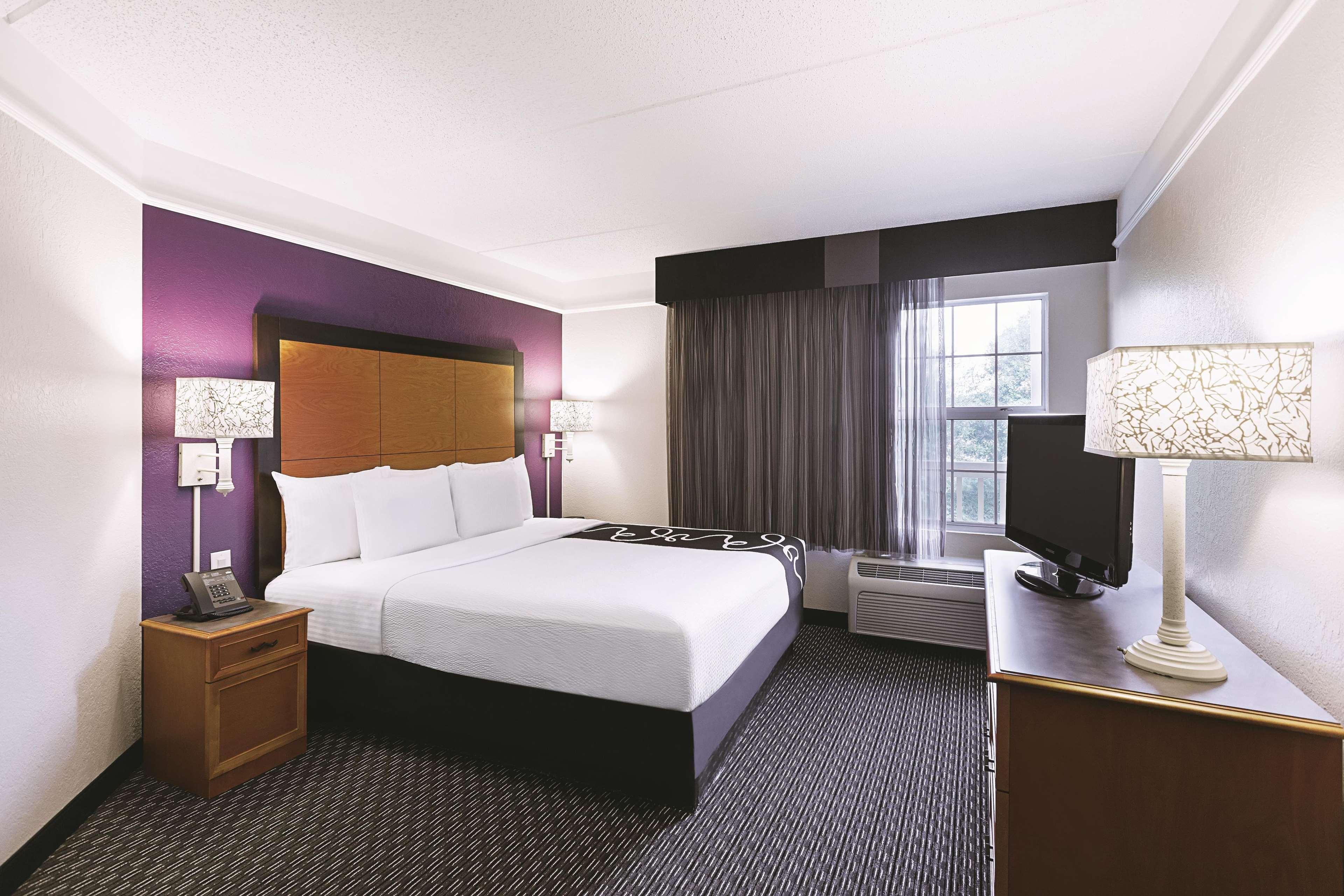 Hotel La Quinta By Wyndham Raleigh Durham Intl Ap Morrisville Exterior foto