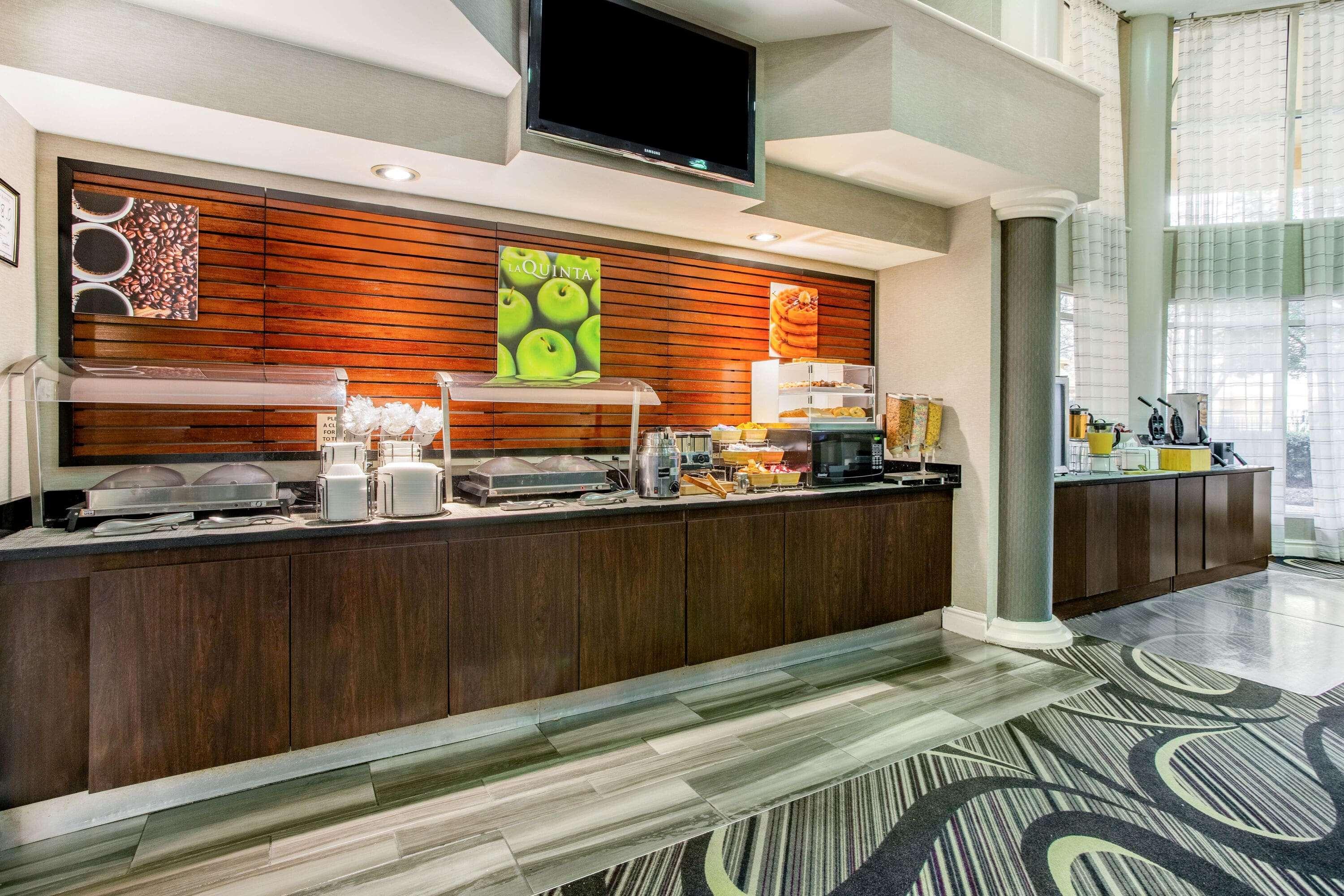 Hotel La Quinta By Wyndham Raleigh Durham Intl Ap Morrisville Exterior foto