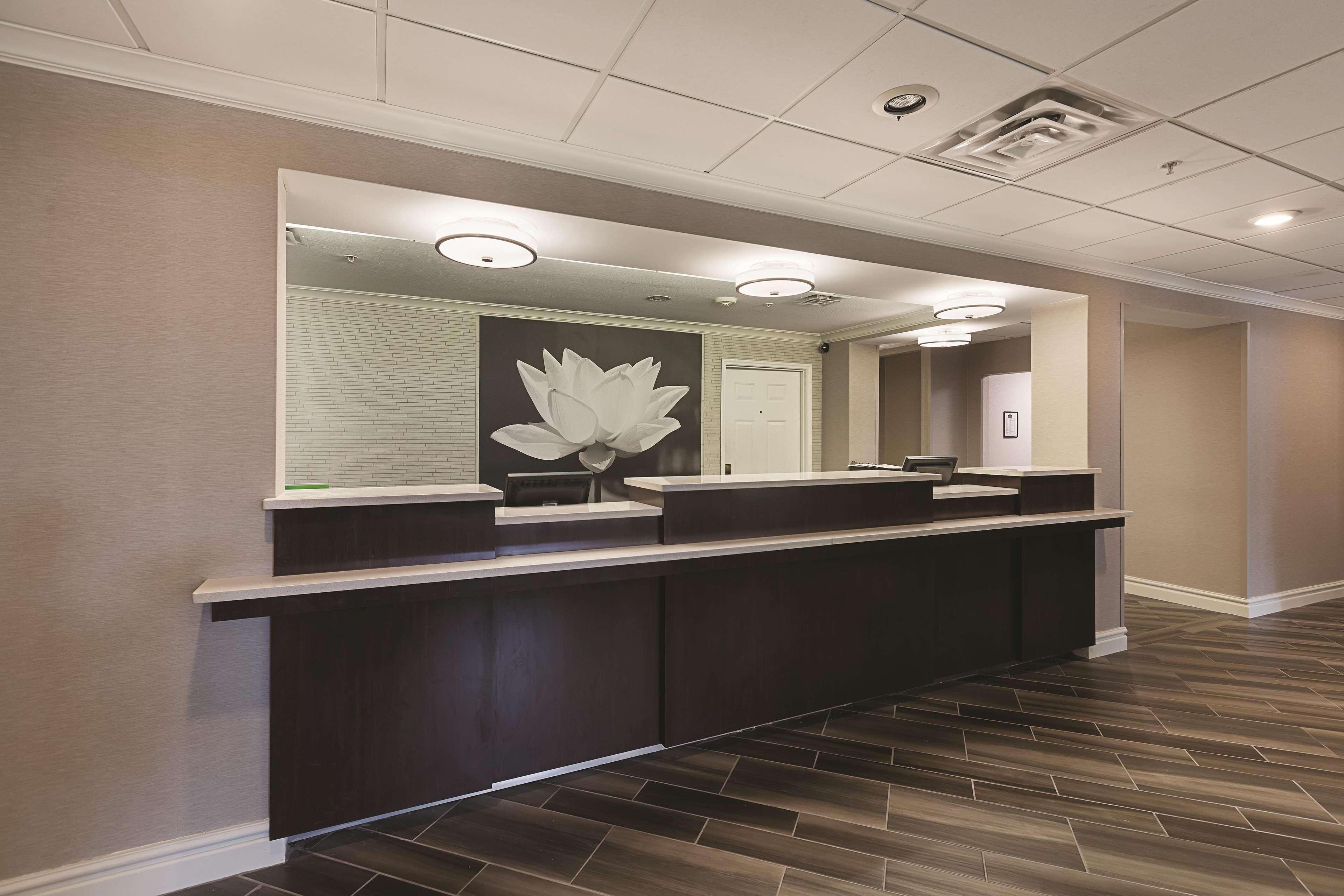Hotel La Quinta By Wyndham Raleigh Durham Intl Ap Morrisville Exterior foto